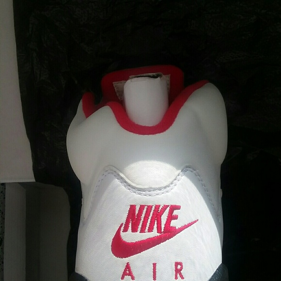 OG JORDAN 5 FIRE RED NEVER WORN🔥 - Picture 2 of 8